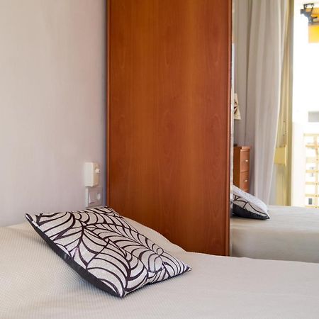 Apartamento Novelty Apartman Salou Kültér fotó