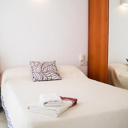 Apartamento Novelty Apartman Salou Kültér fotó