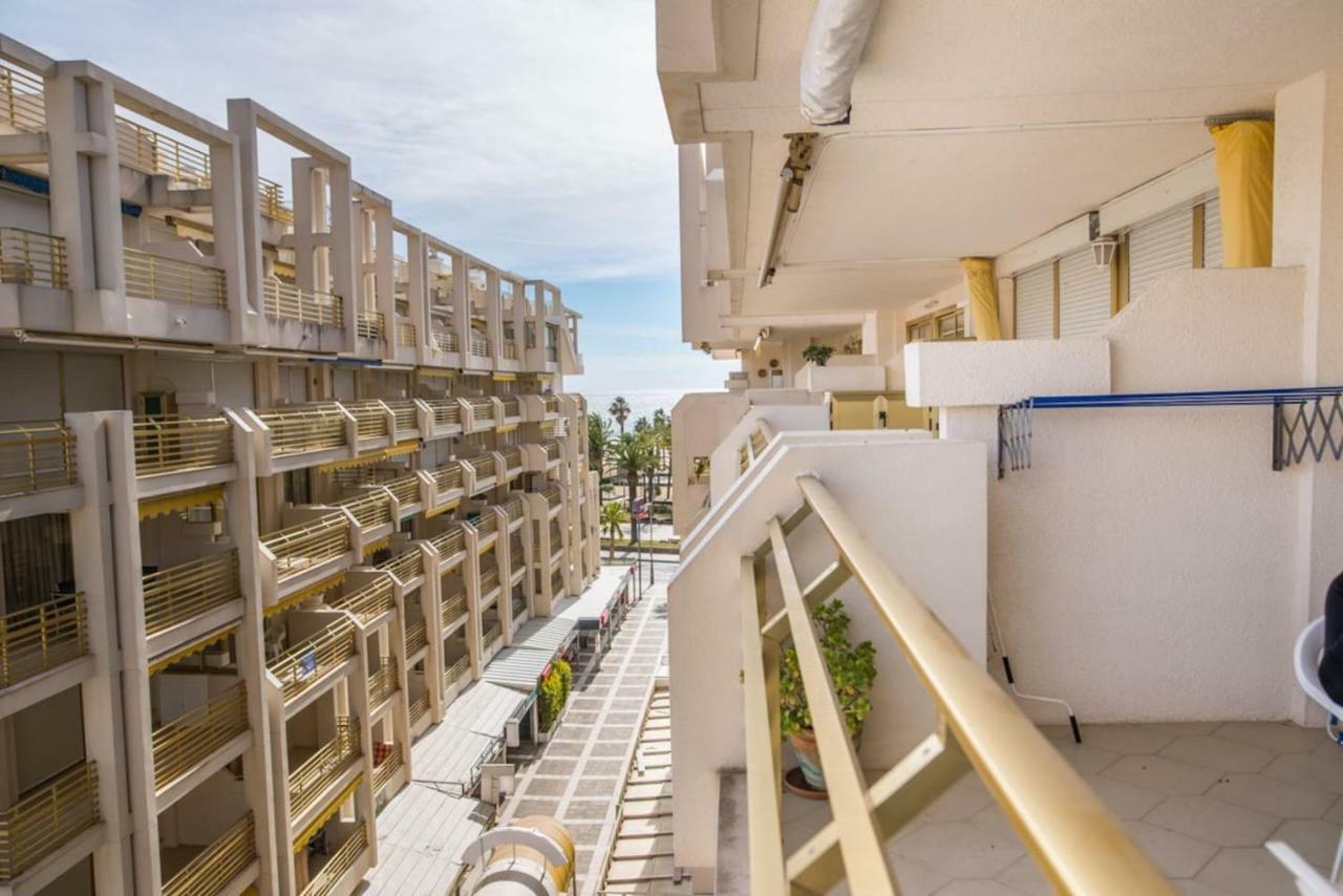 Apartamento Novelty Apartman Salou Kültér fotó
